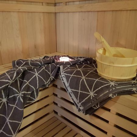 Grosse, Helle Ferienwohnung Mit 2 Balkonen Auf Dem Bauernhof In Der Lueneburger Heide Oetzen Exteriér fotografie