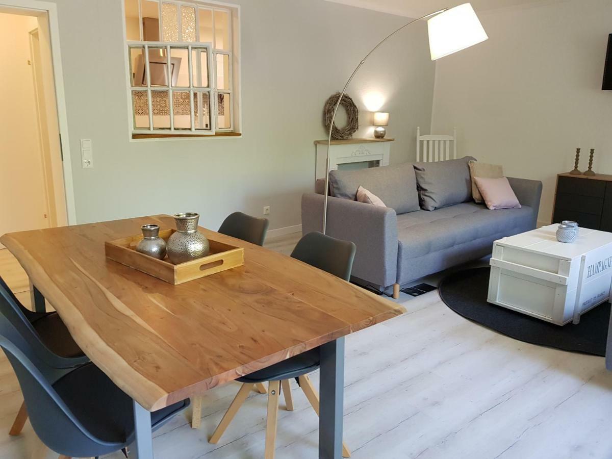 Grosse, Helle Ferienwohnung Mit 2 Balkonen Auf Dem Bauernhof In Der Lueneburger Heide Oetzen Exteriér fotografie