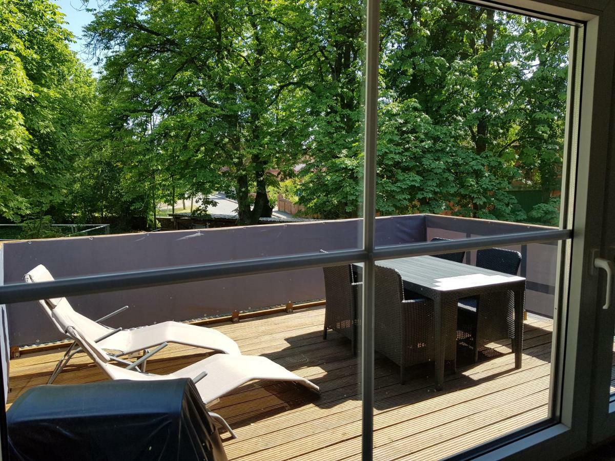 Grosse, Helle Ferienwohnung Mit 2 Balkonen Auf Dem Bauernhof In Der Lueneburger Heide Oetzen Exteriér fotografie