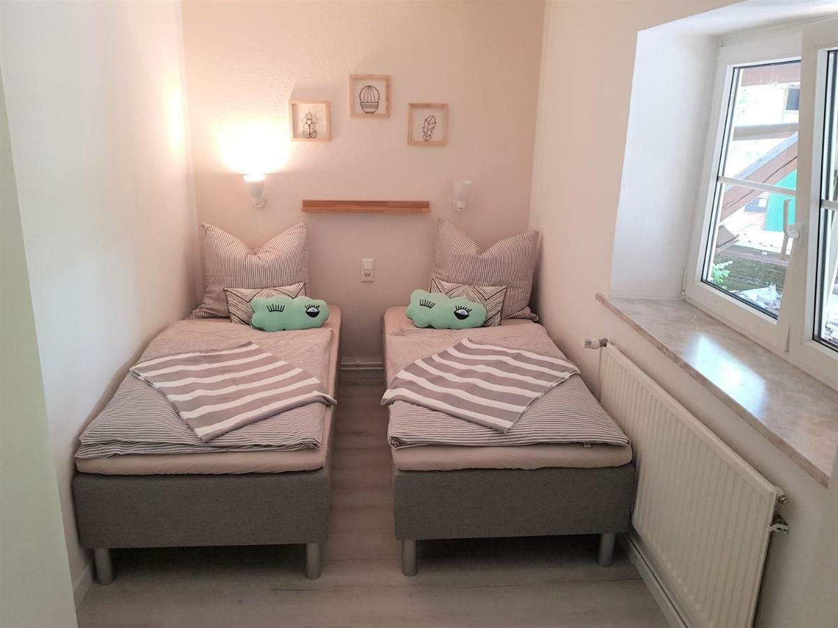 Grosse, Helle Ferienwohnung Mit 2 Balkonen Auf Dem Bauernhof In Der Lueneburger Heide Oetzen Exteriér fotografie