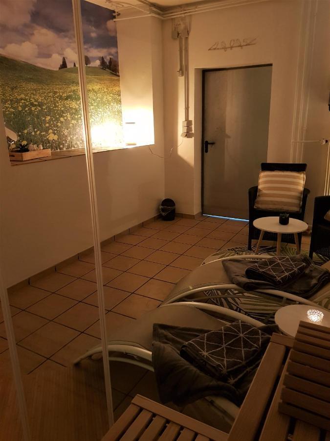 Grosse, Helle Ferienwohnung Mit 2 Balkonen Auf Dem Bauernhof In Der Lueneburger Heide Oetzen Exteriér fotografie